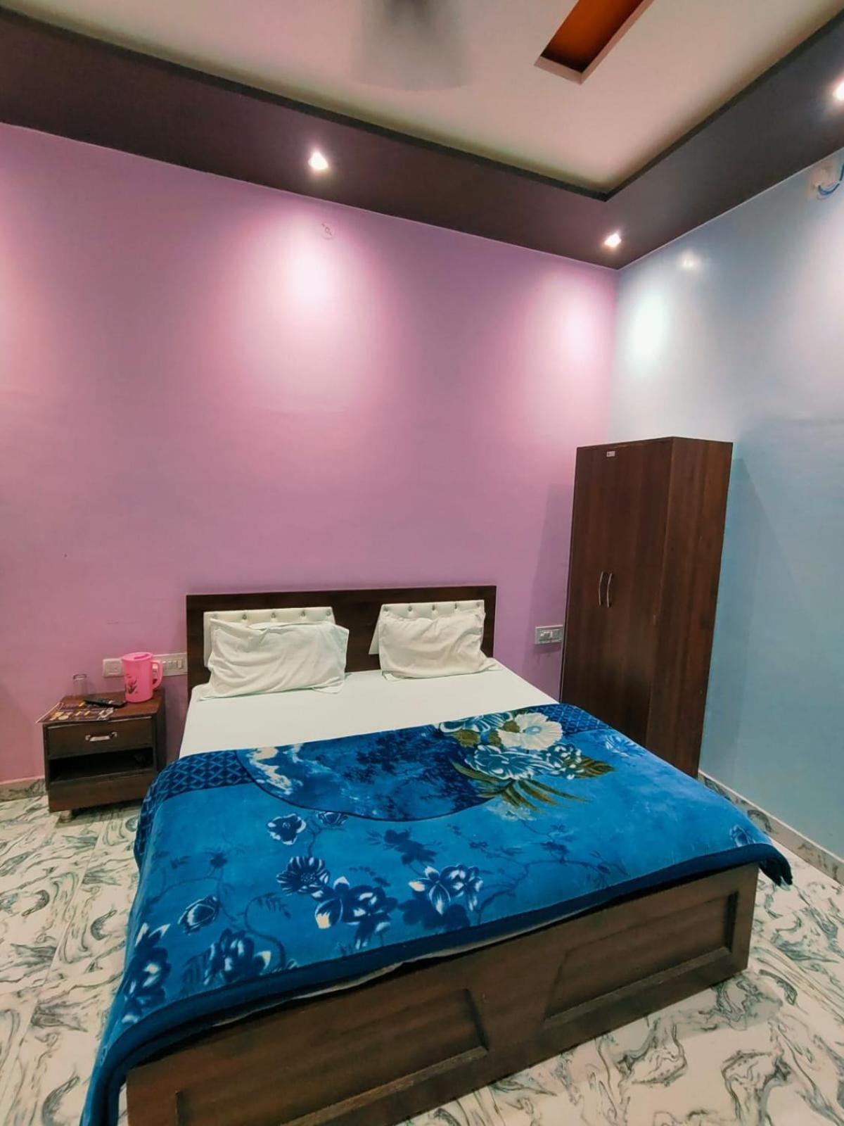 Kaka Guest House Ayodhya Exterior photo
